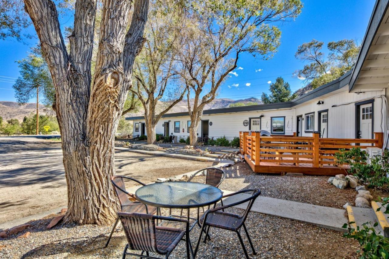 The Historic West Walker Motel Exterior photo